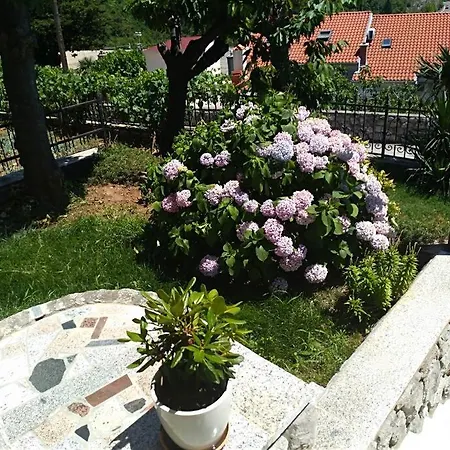 Apartment Mediterranean Garden Rijeka Exterior photo